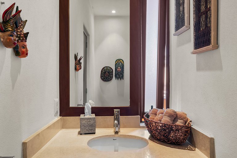 Pelicano. Beachfront 2 floor condo in Bucerias