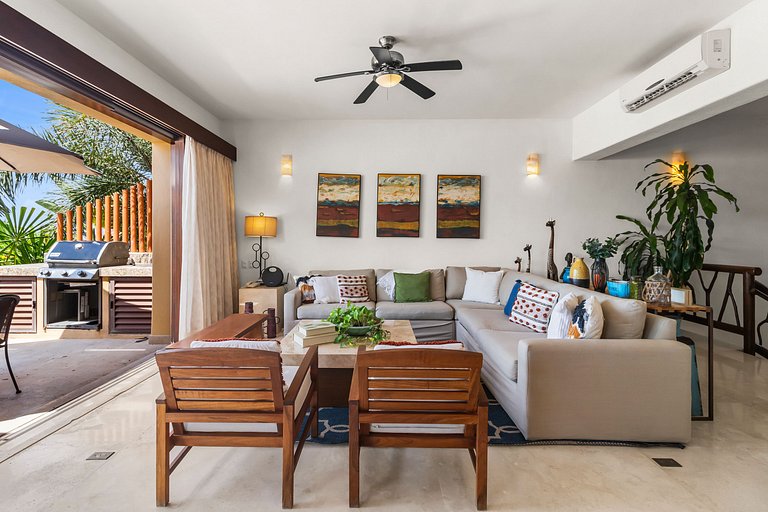 Pelicano. Beachfront 2 floor condo in Bucerias