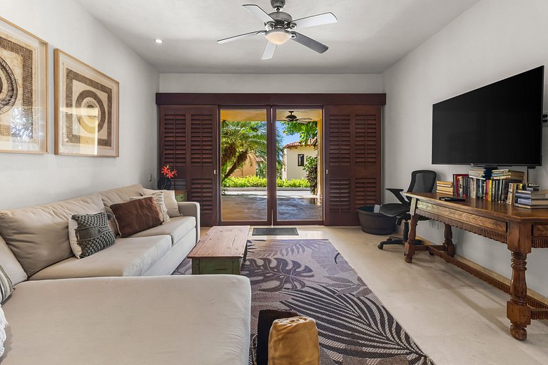 Pelicano. Beachfront 2 floor condo in Bucerias