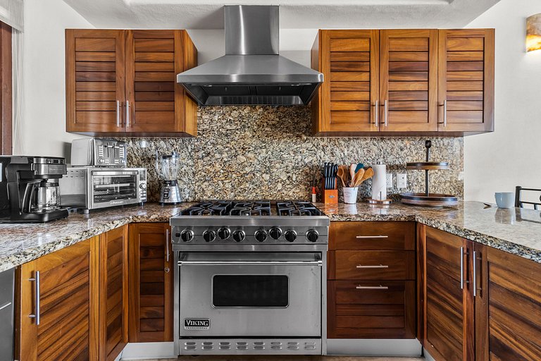 Pelicano. Beachfront 2 floor condo in Bucerias