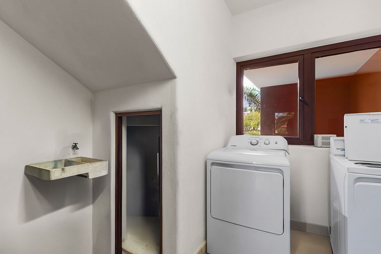 Pelicano. Beachfront 2 floor condo in Bucerias